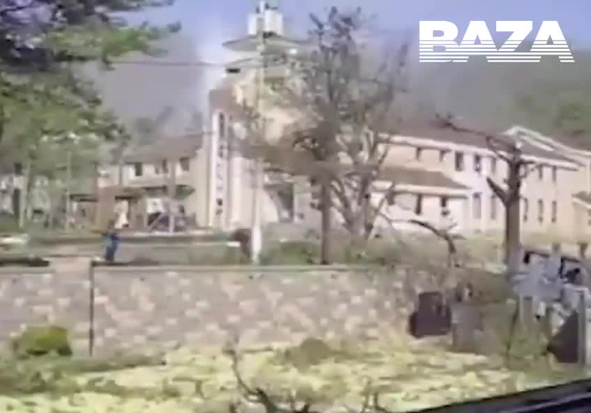 Səhvən yaşayış məntəqəsini bombaladılar