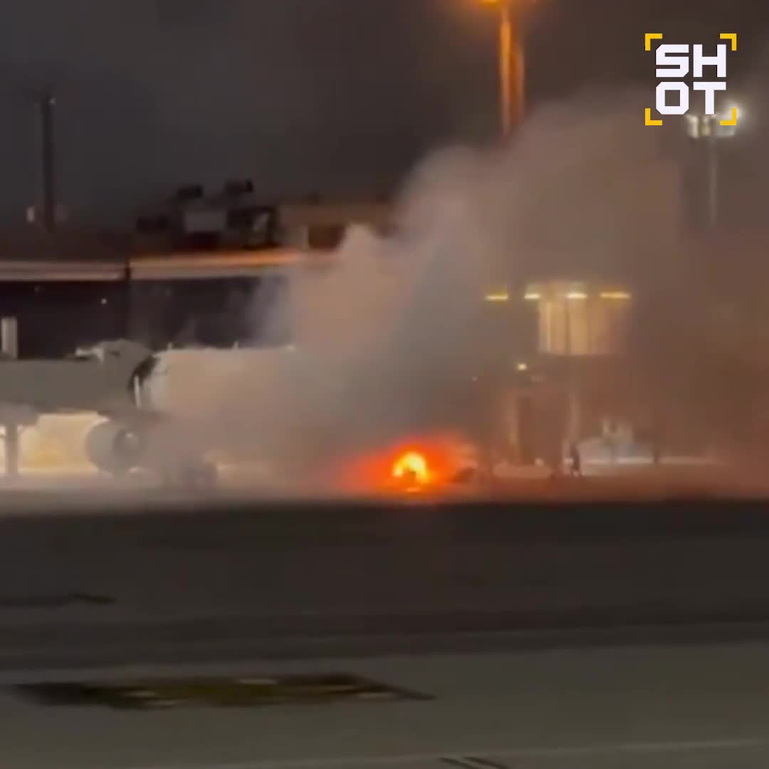 Göyərtəsində 180 sərnişin olan təyyarə eniş zamanı yandı