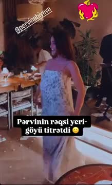 Pərvin Abıyeva şıdırğı rəqsi ilə diqqət çəkdi 