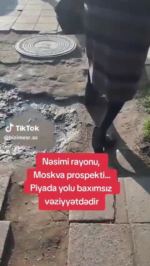 Nəsimi rayonunda baxımız piyada yolu 