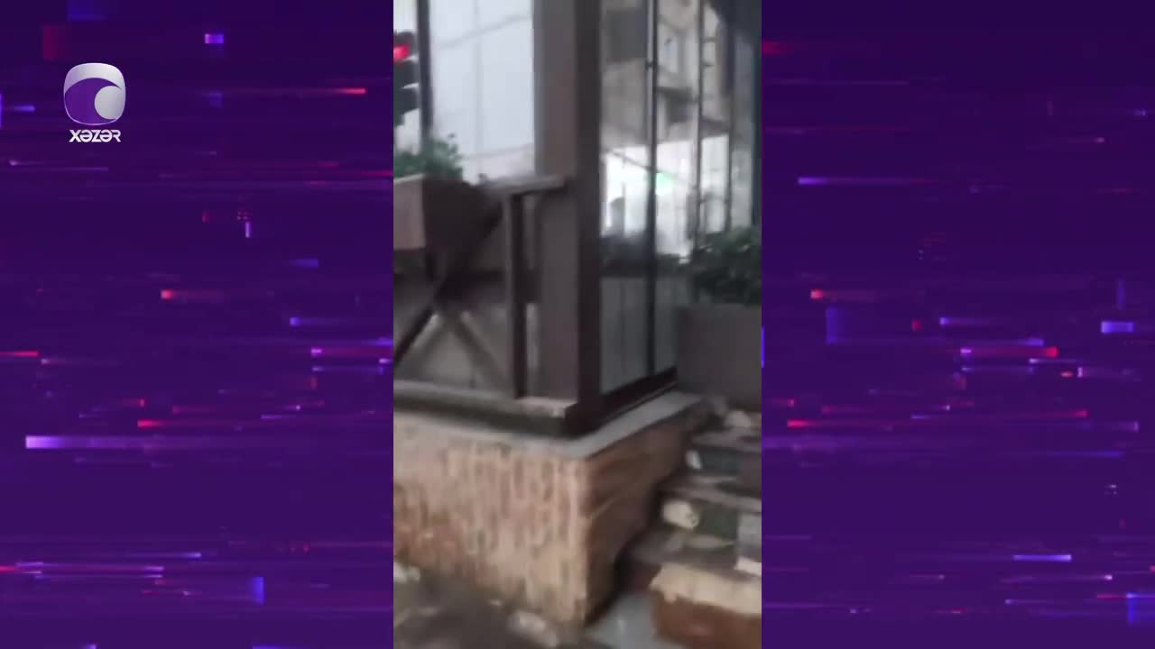 “Öz kardeşlər” Bakıda piyada keçidini zəbt etdI