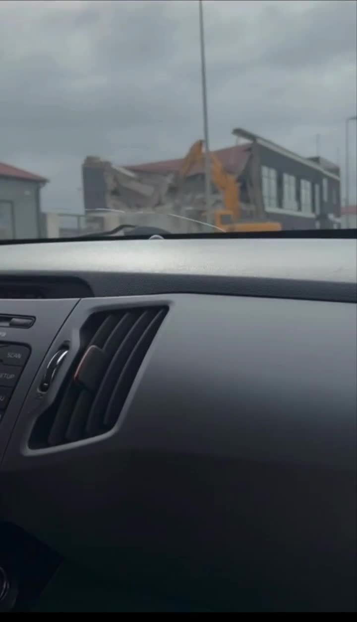 Hacı Qalibin obyekti tam olaraq dağıdıldı 