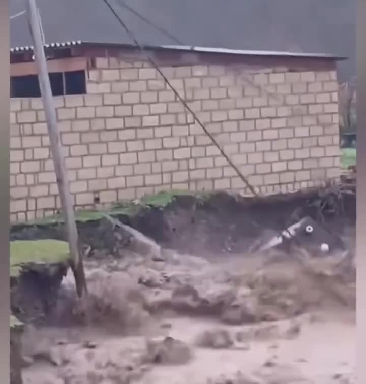 Qusarda sel transformatoru apardı