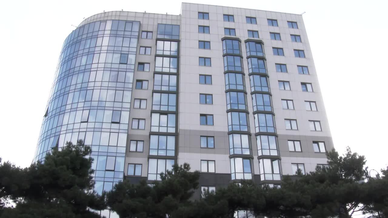 Məşhur şadlıq sarayı bağlandı