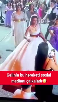 Toyda gəlinin uşağa kobud reaksiyası
