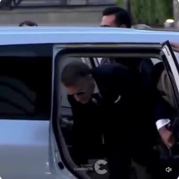 Makronun rəsmi dövlət maşını məsxərəyə qoyuldu 