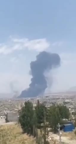 Təbrizdə güclü partlayış baş verib 