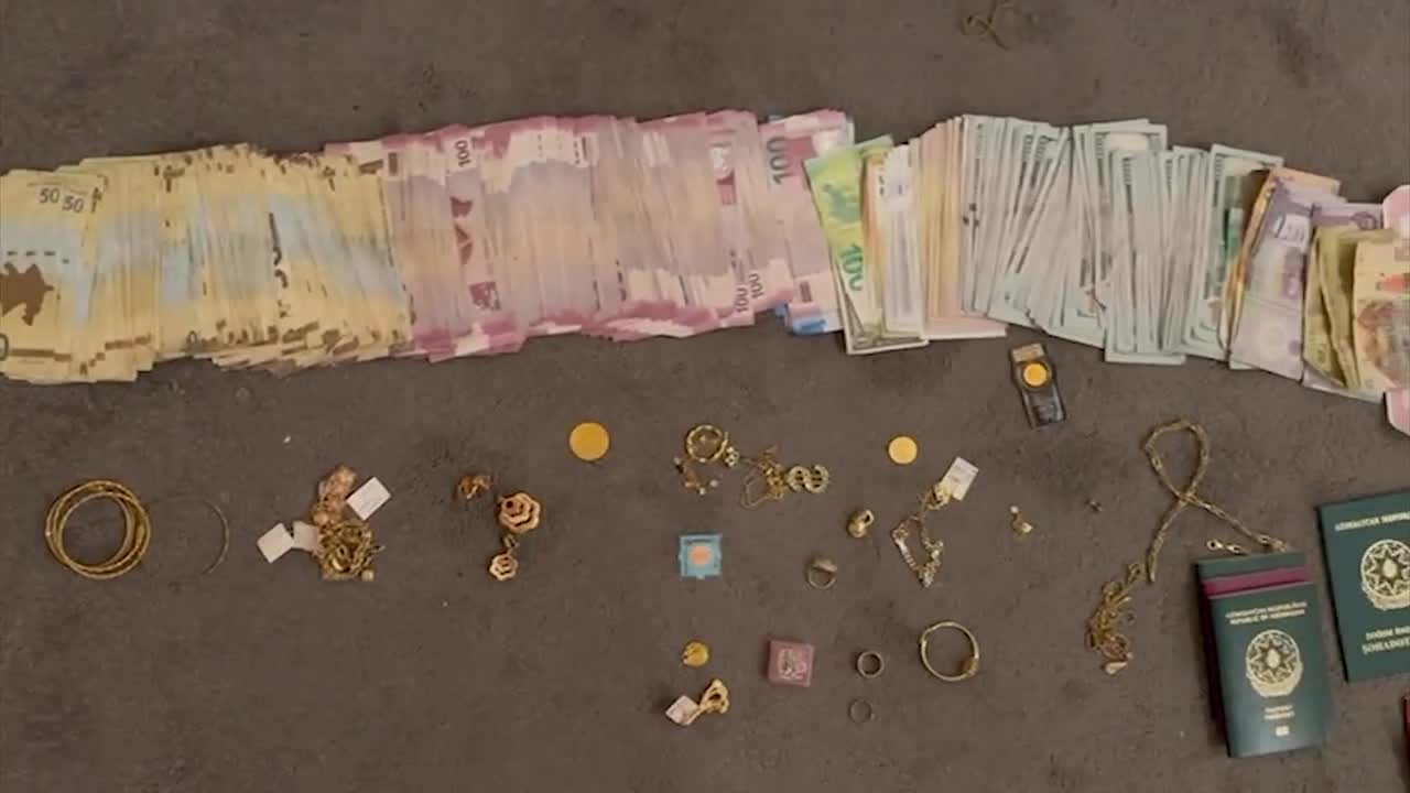 78 minlik seyf qarət olundu