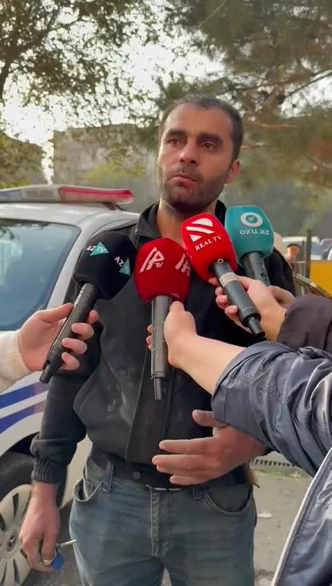 Yanğın zamanı təxliyyə qapısı restoran tərəfindən kilidli olub