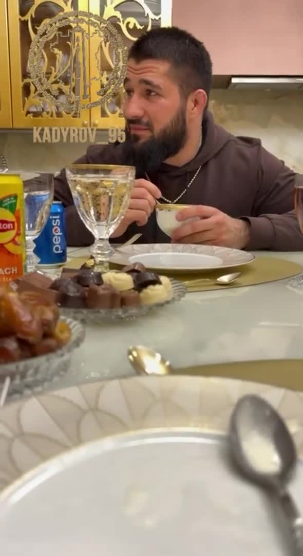 Ramzan Kadırovun oğlu göründü