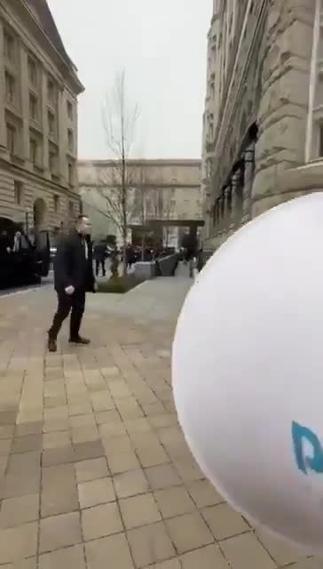 Prezidentin qaldığı hotelin qarşısında təxribat cəhdi