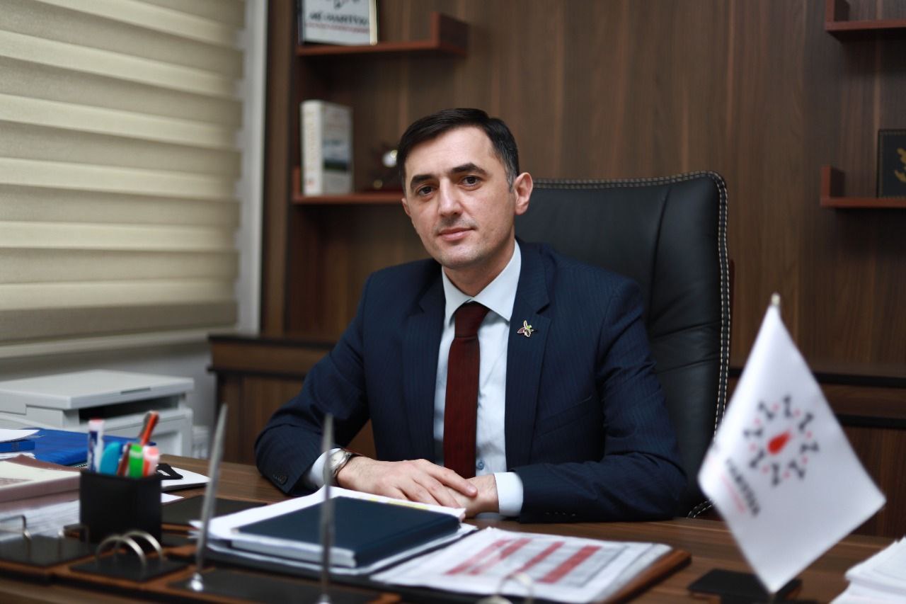 Metrodakı işlər 11 aya bitməyəcək
