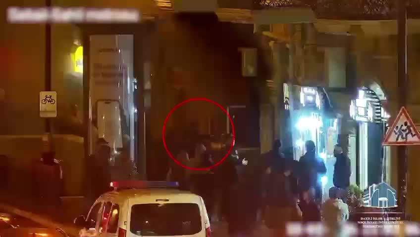 Bakının mərkəzində dönərxana yandı