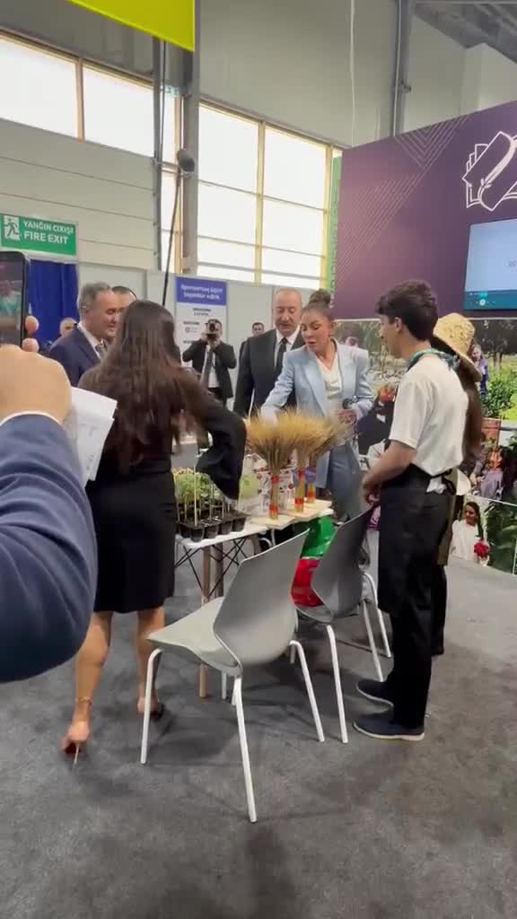 Prezident 19-cu “Caspian Agro” Sərgisinin açılışında 