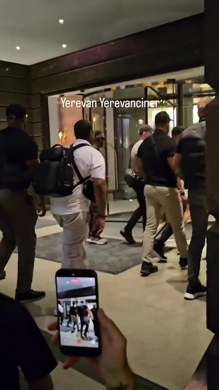 Mayk Taysonun İrəvan səfəri