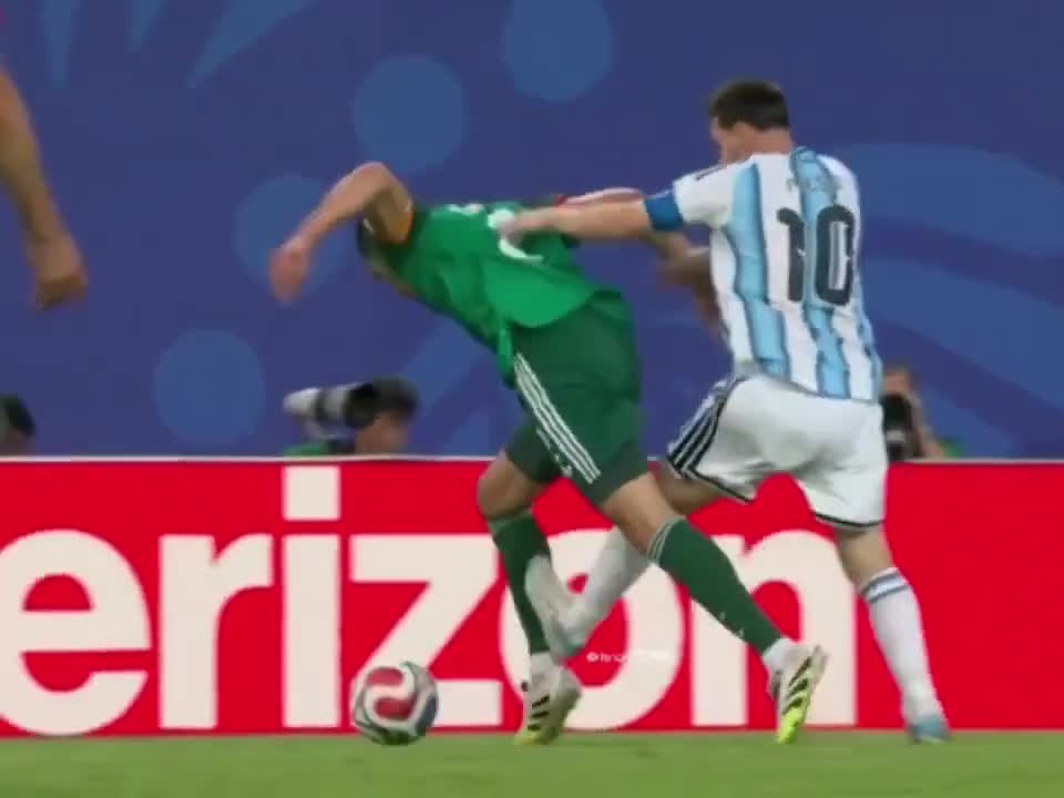 Messiyə qırmızı vərəqə? 