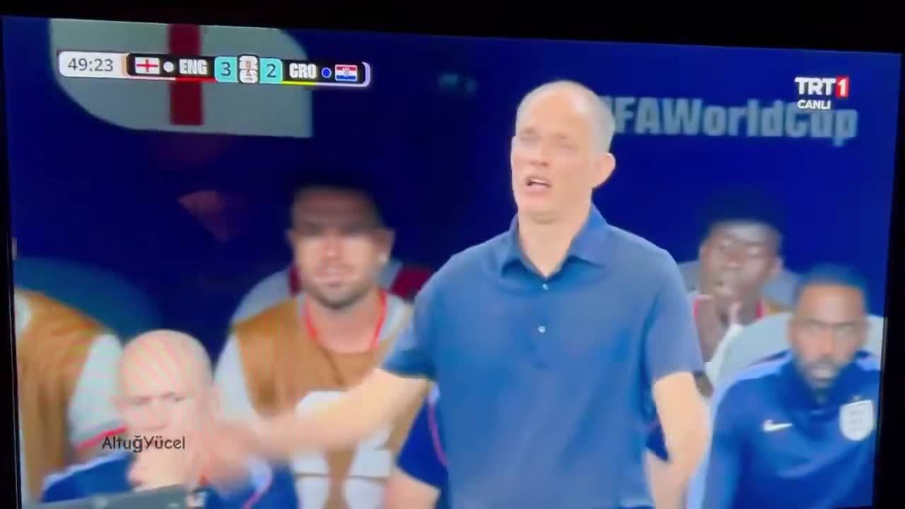 Tamaşaçılar TRT şərhçisinin daha bir səhvini tutdu