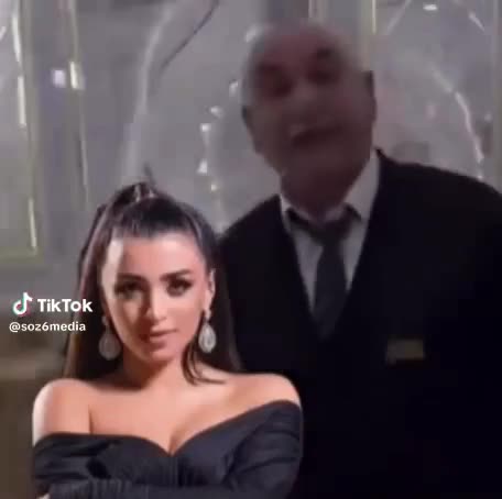 Restoran administratoru rəqqasə Renkaya “otxod” dedi