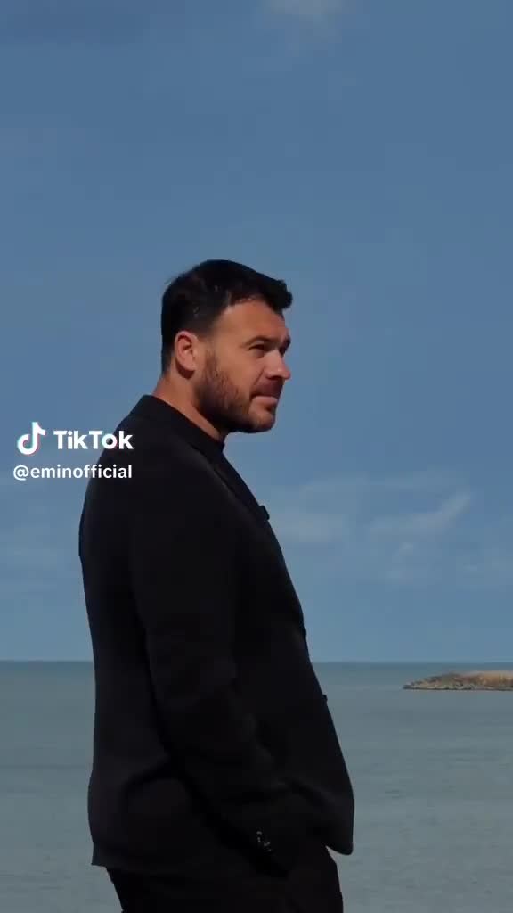 Emin Ağalarovun paylaşımı təəccübləndirdi