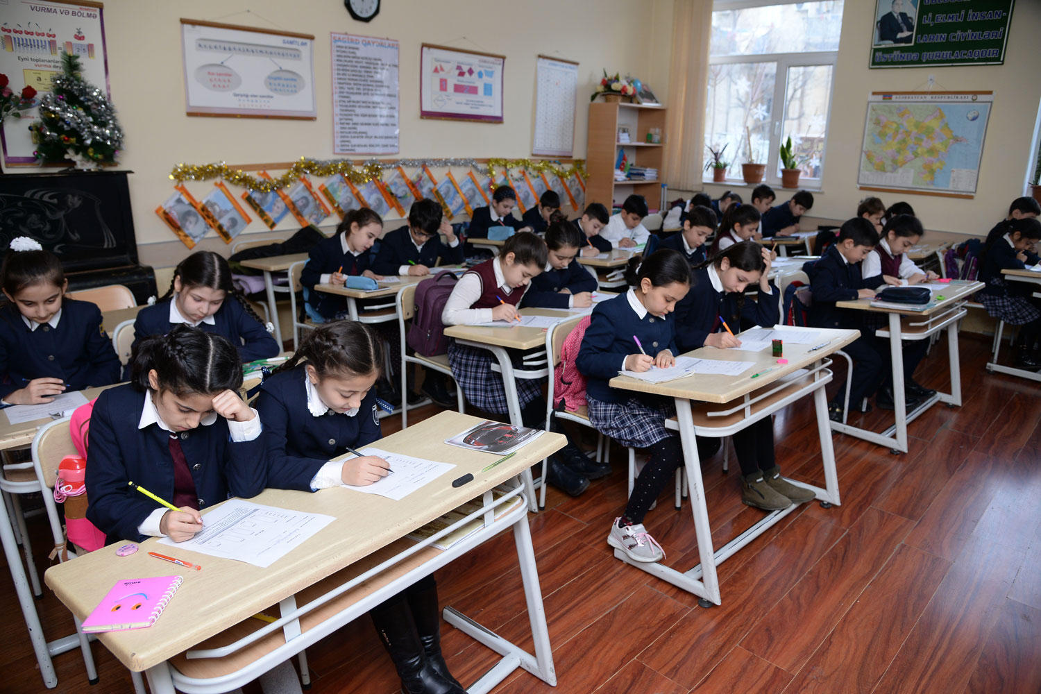 310 mindən çox şagird monitorinqə cəlb ediləcək 