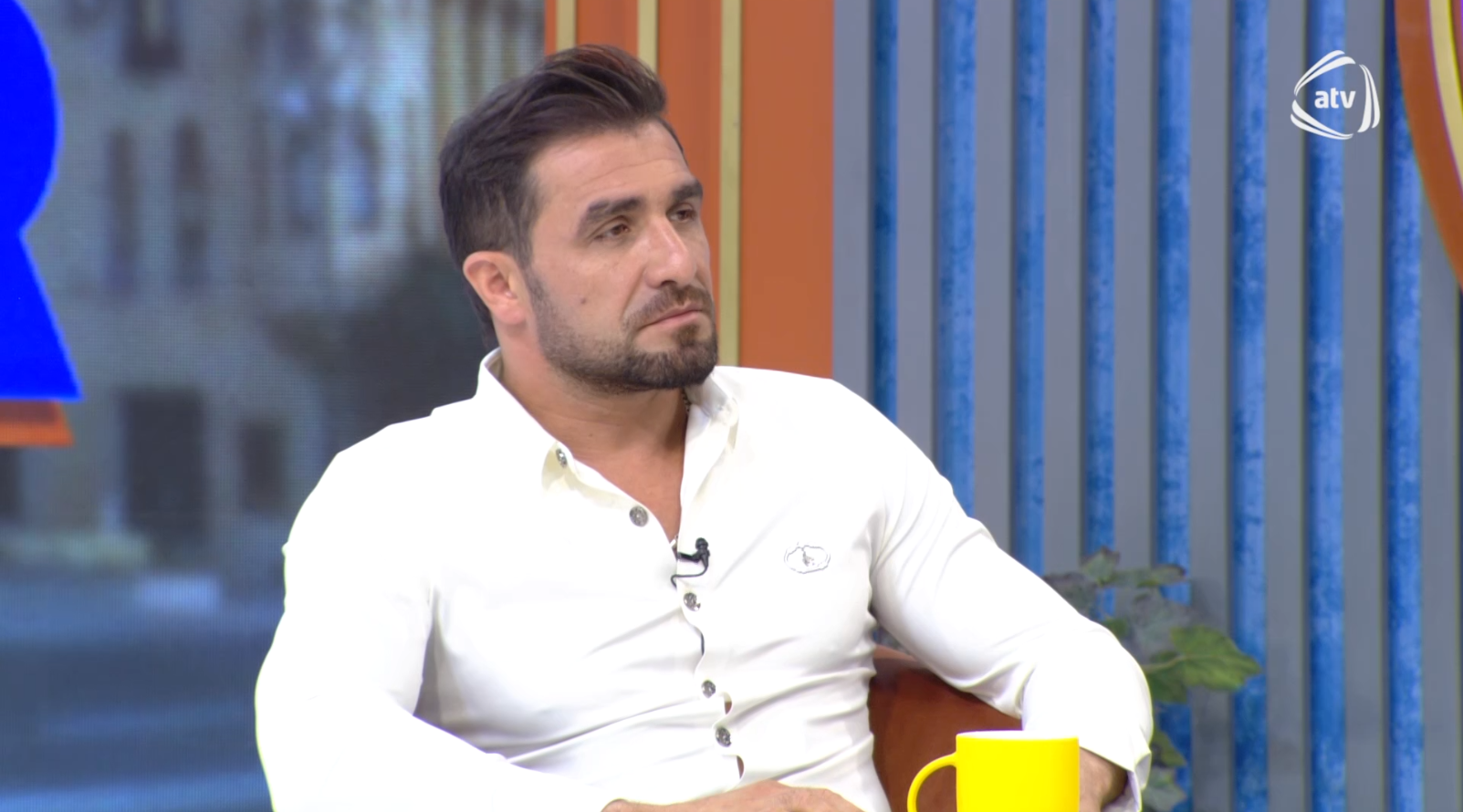 Talıbın yeni doğulan qızı ilə fotosu