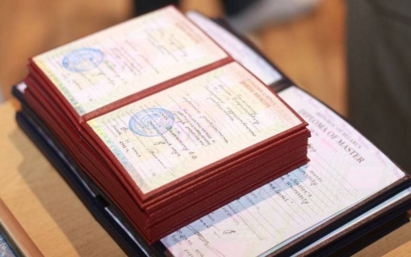 Ötən ay xaricdə təhsil almış 52 nəfərin diplomu tanınmadı 