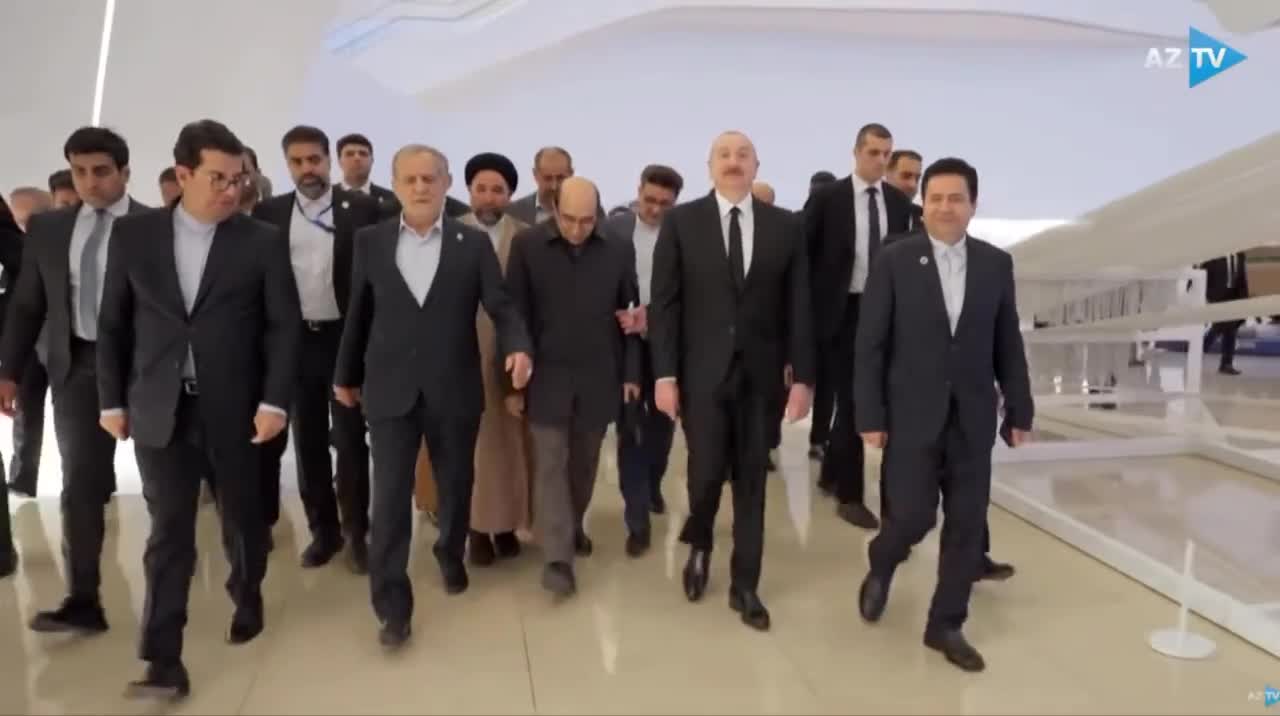 İlham Əliyev və Məsud Pezeşkian belə sağollaşdılar