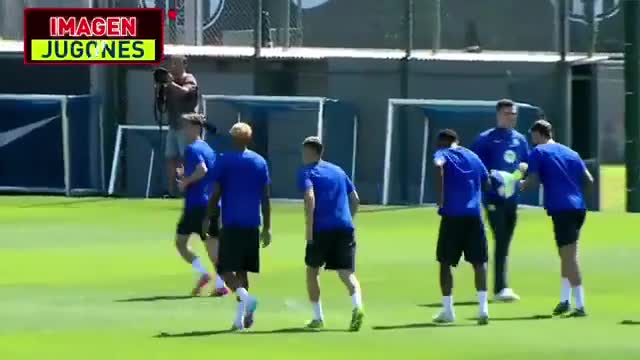 “Barselona”nın baş məşqçisi Flik futbolçularına əsəbiləşdi