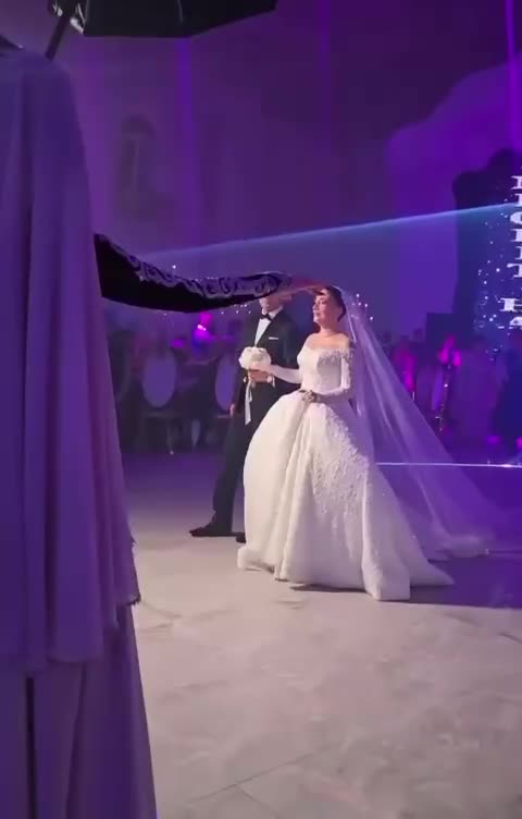 Akif İslamzadənin oğlunun toyundan görüntülər
