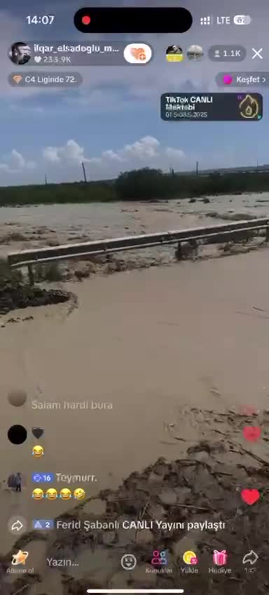 Hacıqabulda selin apardığı şəxsi polis xilas etdi