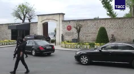 Nümayəndə heyətləri Dolmabağçada