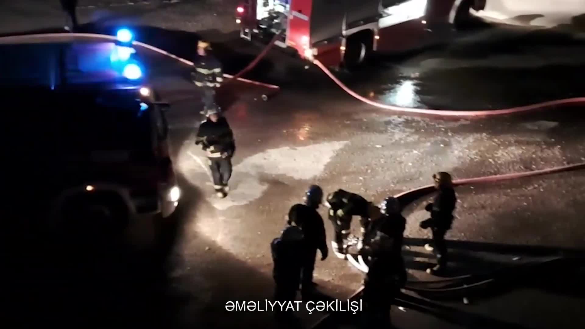 Binəqədidə sexdə yanğın olub