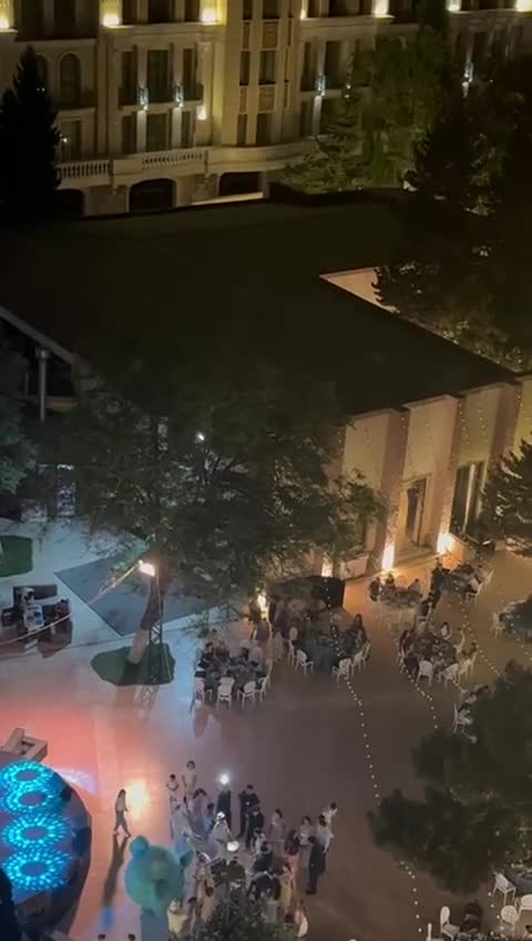 “Bu səs-küydə evdə oturmaq mümkün deyil”