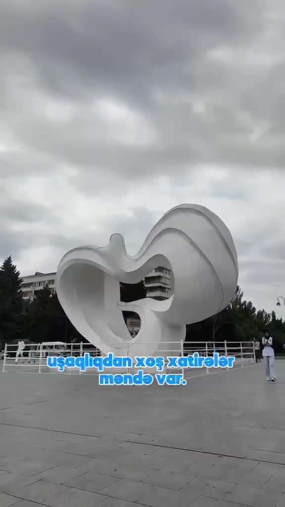"Ulu babamın dişlərindən qorxurdum"