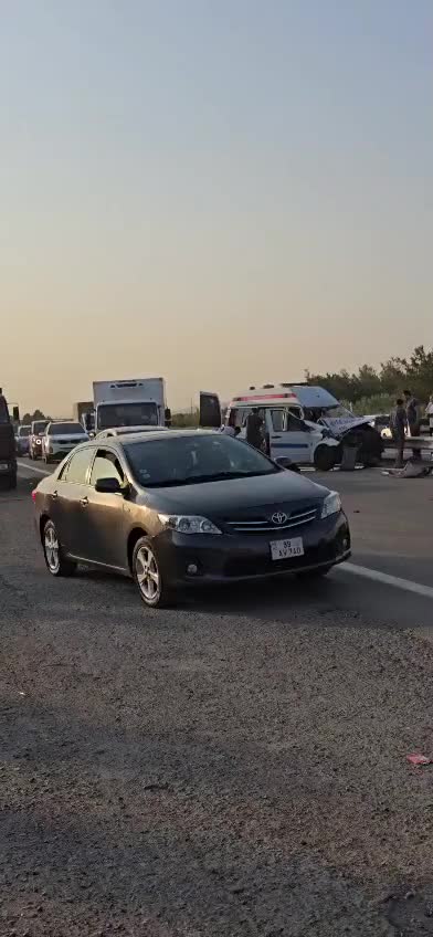 Hacıqabulda təcili yardım maşını qəzaya uğradı