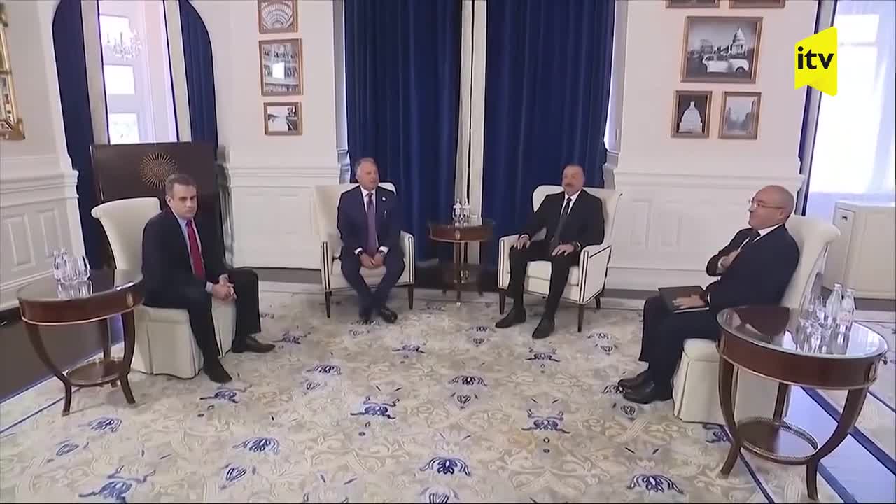 İlham Əliyev Trampın xüsusi elçisi ilə görüşdü