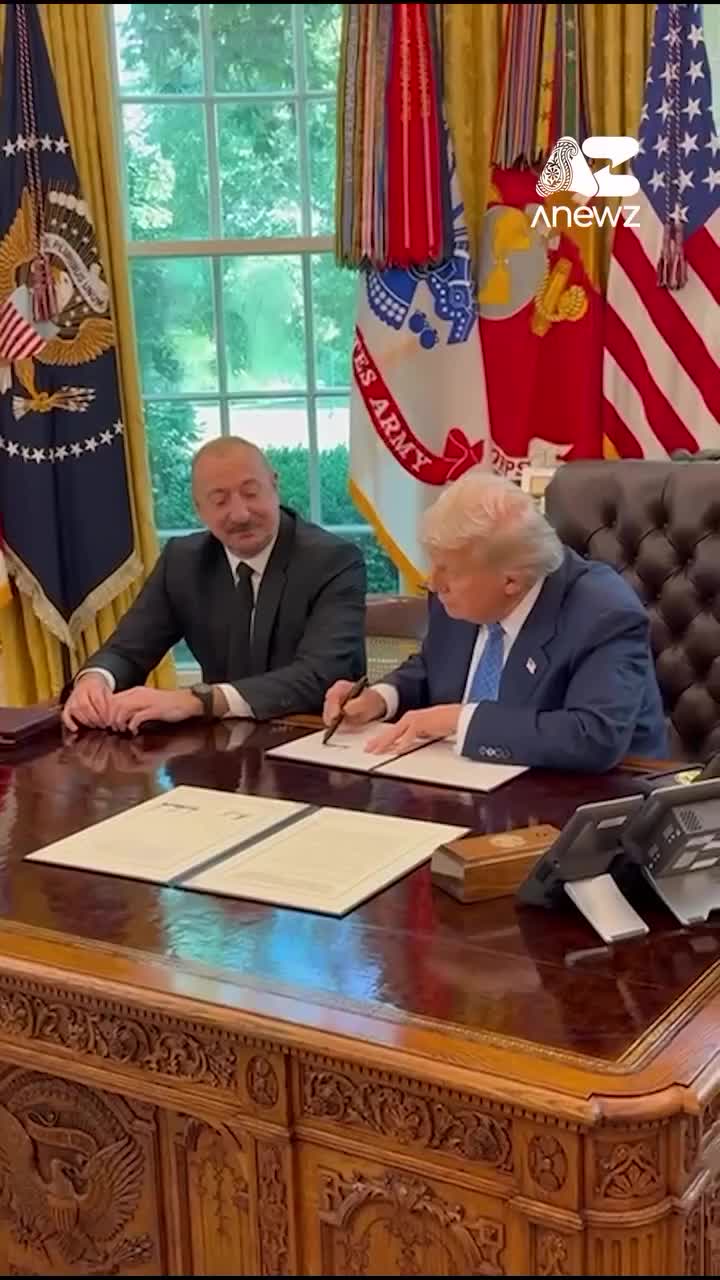 “Sizin 9 nəvəniz var?”