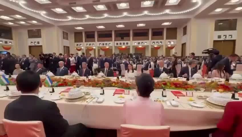 Prezident və xanımı Pekində ziyafətdə iştirak etdi