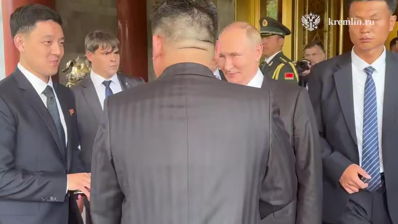 Kim Çen Inı Rusiyaya dəvət etdi