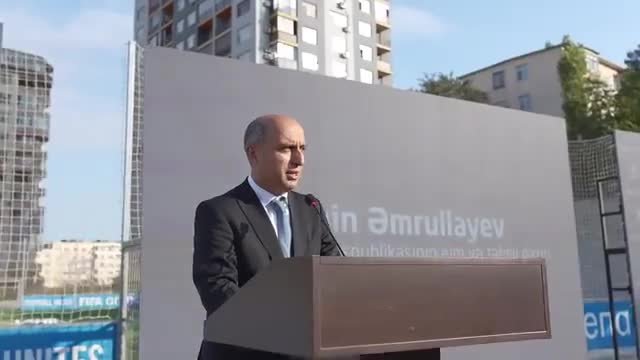 Şevçenko Emin Əmrullayev və Rövşən Nəcəflə bir arada