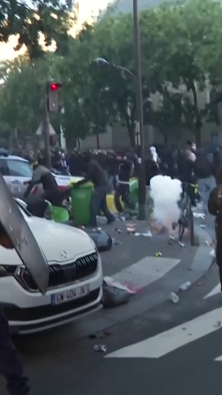 Fransada kütləvi etirazlar başlayıb