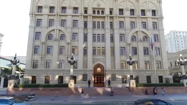 “Qara bazar”dan şikayətlənirdi, özü də saxlanıldı 