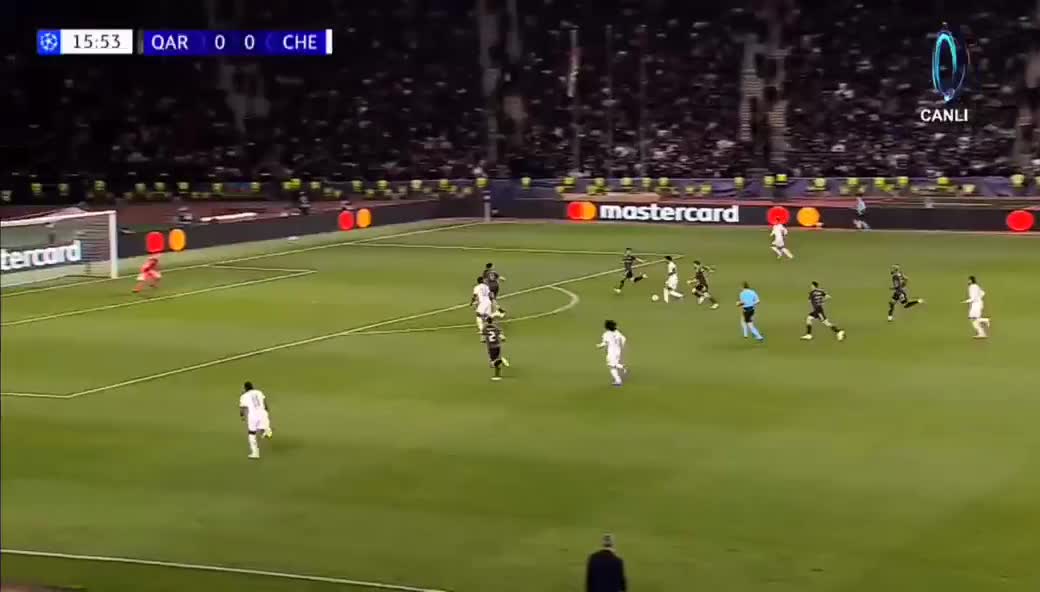 Estevao 17-ci dəqiqədə hesabı açır