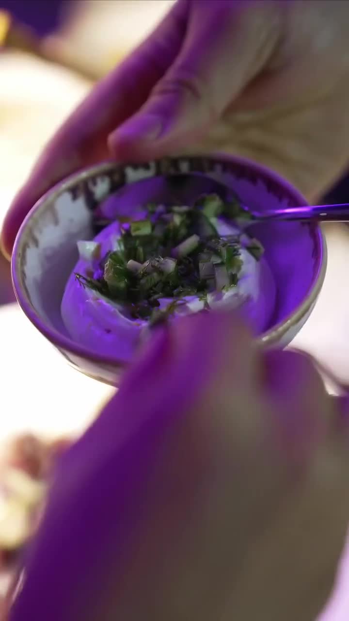 Ağ şəhərdə “The Woo” restoranı açıldı 