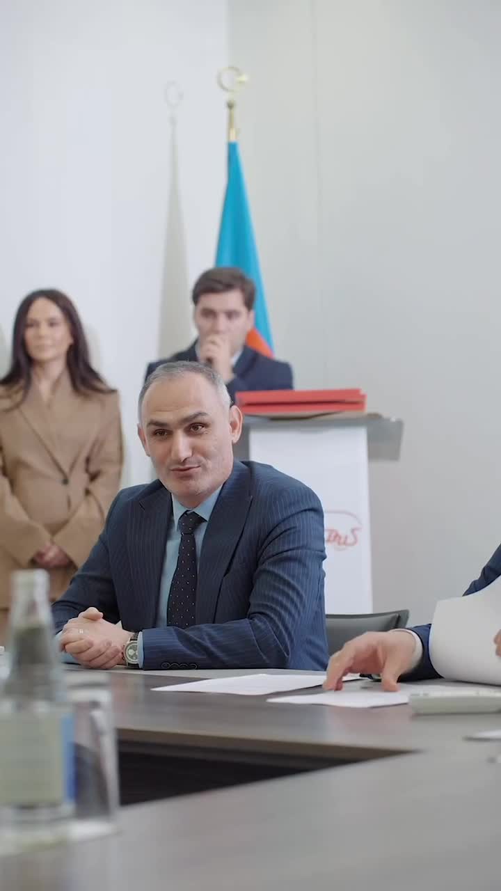 “BakuBus”da təqaüdə çıxan sürücülərlə vida mərasimi keçirildi