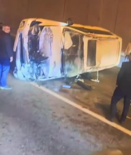 Ziya Bünyadov prospektində avtomobil aşdı