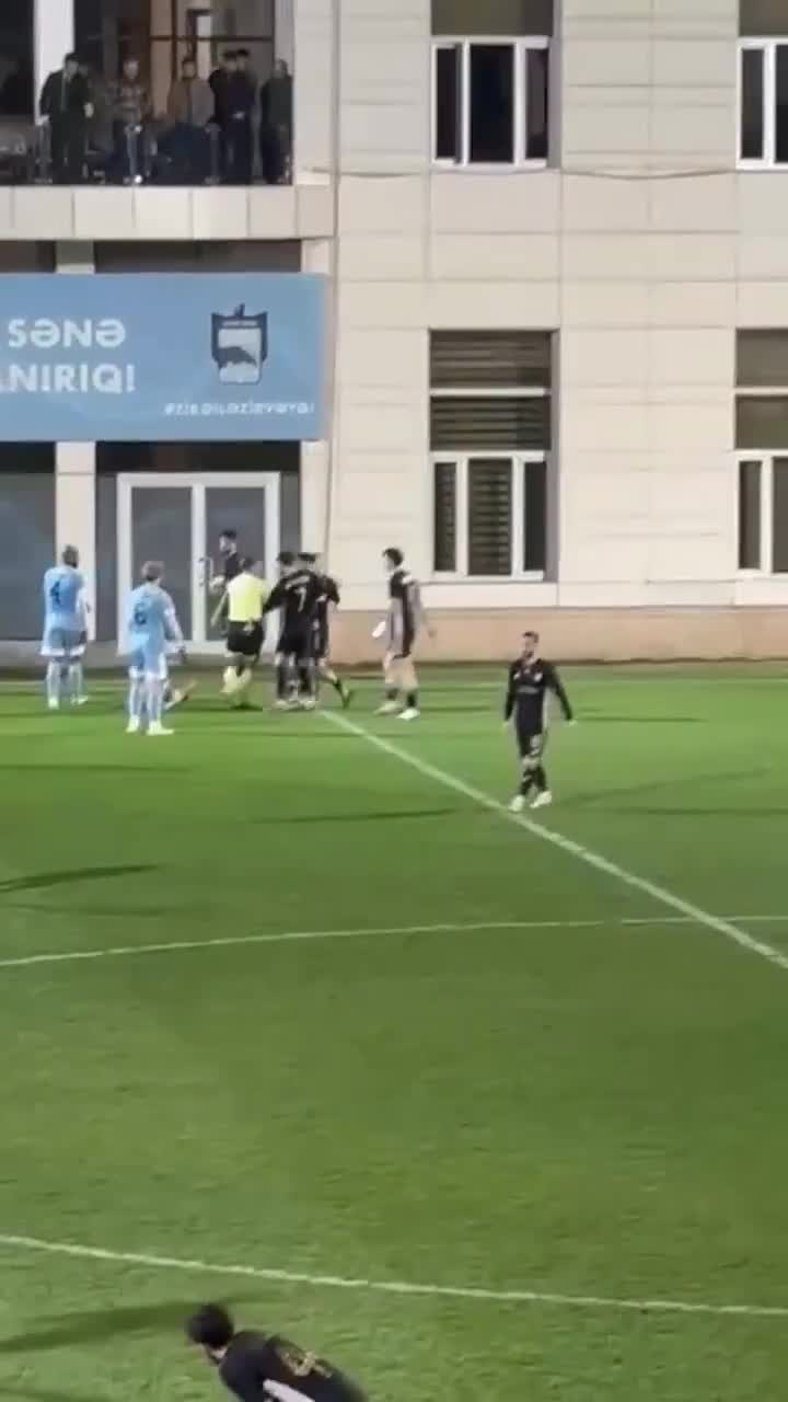 Zubirlə Hacıağa Hacılı arasında qalmaqal