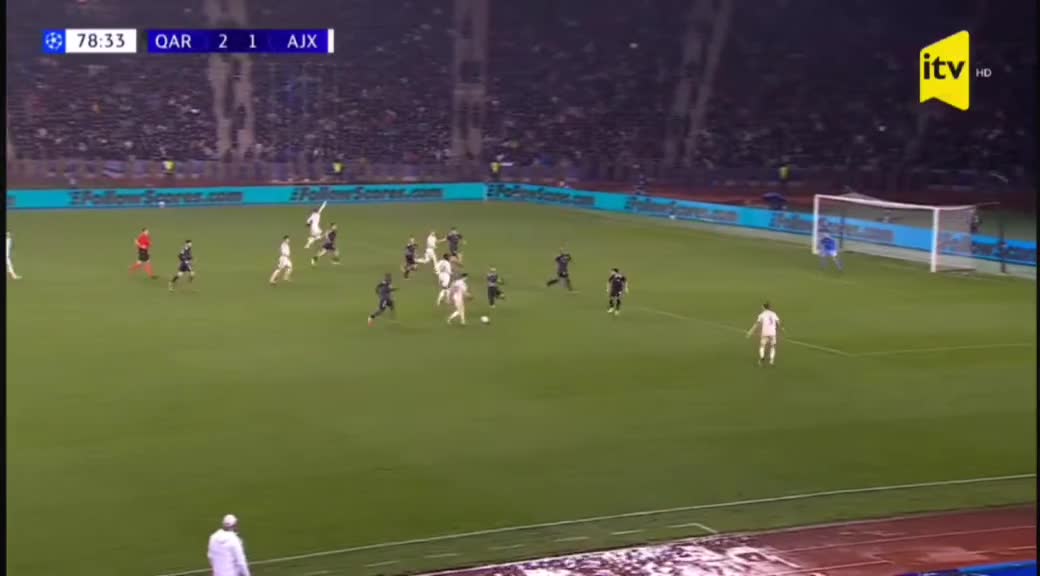 Oskar Qlux 79-cu dəqiqədə komandasının bərabərlik qolunu vurdu