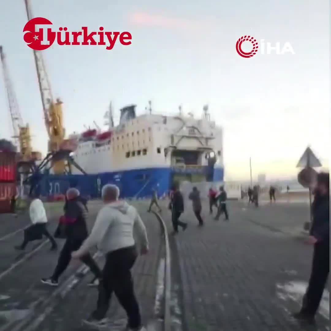 Türkiyəyə məxsus gəmi Qara dənizdə vuruldu