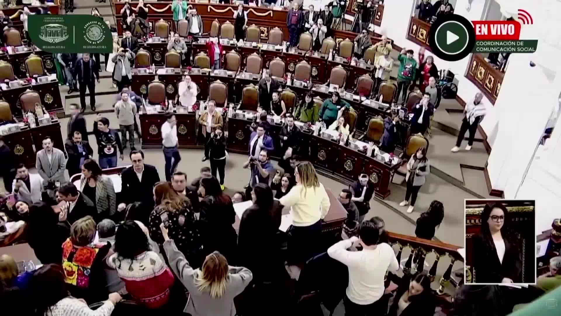 Meksika parlamentində dava